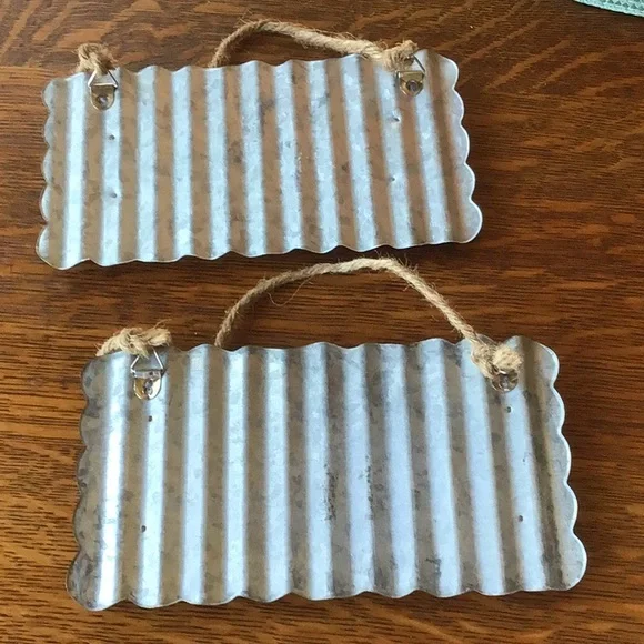 🎄 Set of 2, Winter Decorative Rustic Wooden Ornaments, 7” x 4” 🎄 - Picture 2 of 3